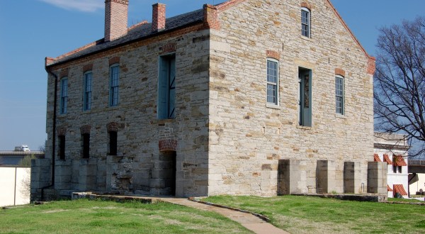 This Historic Town In Arkansas Is A True West Gem And You’ll Want To Visit
