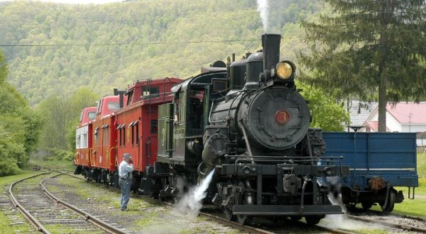 You’ll Never Forget An Overnight In This Castaway Caboose In West Virginia