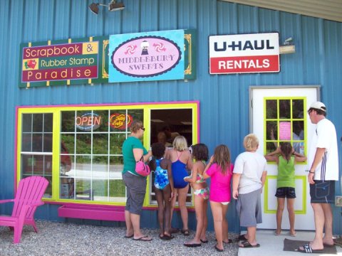 This Massive Candy Store In Vemont Will Make You Feel Like A Kid Again