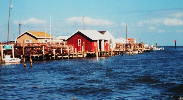9 Quaint Fishing Towns In Virginia That Seem Frozen In Time