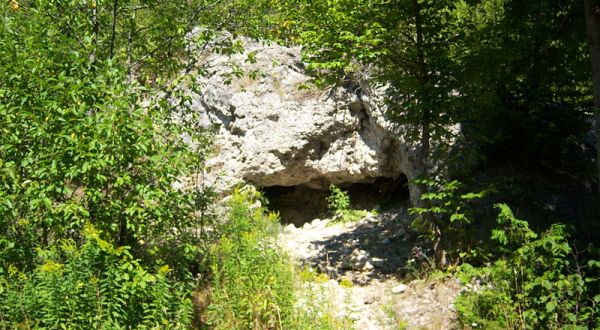 The Story Behind This Shallow Cave In Michigan Is Beyond Eerie