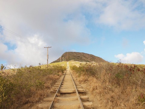 You’ve Never Experienced Anything Like This Epic Abandoned Railroad Hike In Hawaii