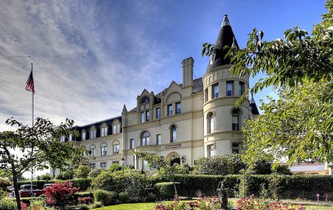 Spend The Night At This Haunted Washington Castle If You Dare