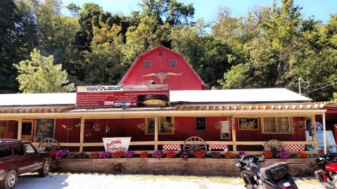 The Indiana Restaurant In The Middle Of Nowhere That's So Worth The Journey