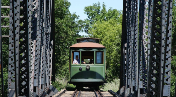 There’s A Magical Trolley Ride In North Dakota That Most People Don’t Know About