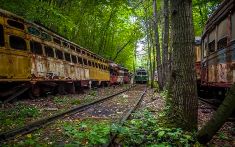 Step Inside This Eerie Graveyard In Pennsylvania Where Trains Go To Die