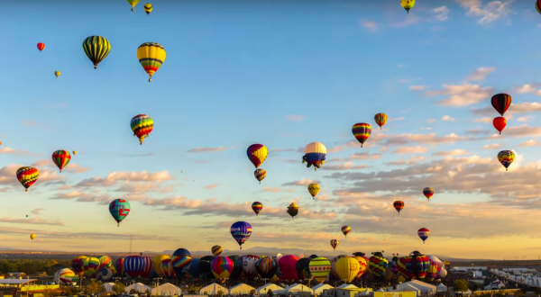 This New Mexico Footage Shows The World’s Largest Balloon Fiesta Like You’ve Never Seen It Before