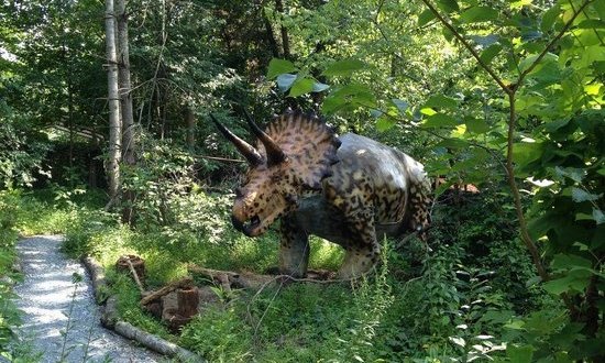 Backyard Terror’s Dinosaur Park In Tennessee Is A Total Hidden Gem