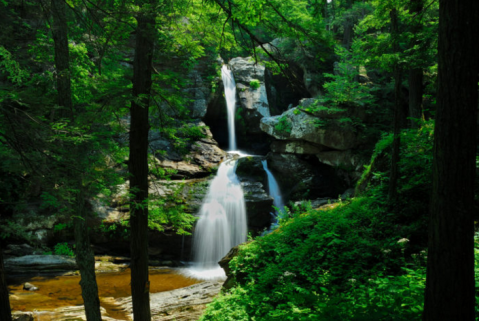 This Just Might Be The Most Beautiful Hike In All Of Connecticut