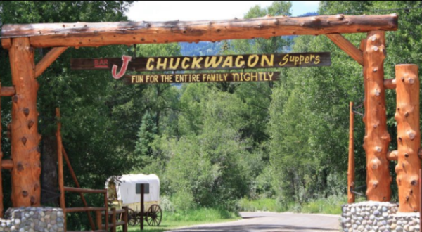 These Chuckwagon Dinners In Wyoming Will Make You Feel Like You’re Home On The Range