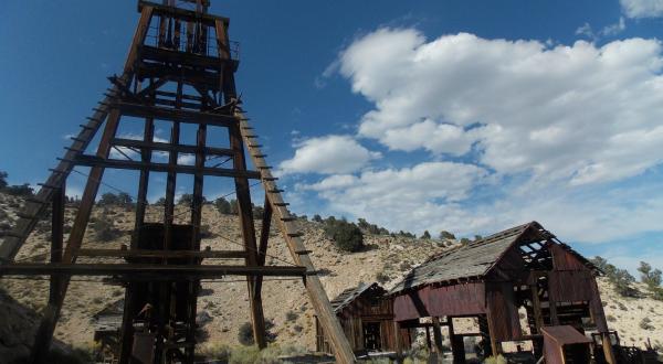 This Spooky Small Town In Utah Could Be Right Out Of A Horror Movie