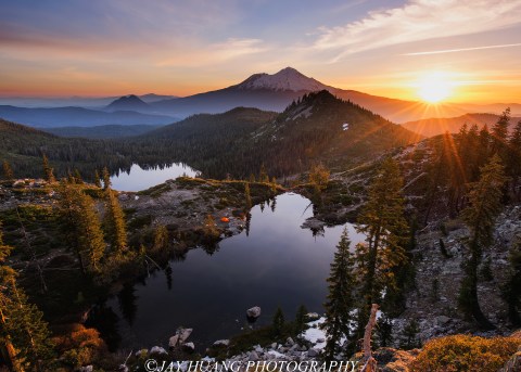 This Just Might Be The Most Beautiful Hike In All Of Northern California