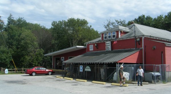 This Old Fashioned General Store In Rhode Island Will Have You Longing For The Good Old Days