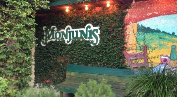 These 9 Restaurants Serve The Best Muffulettas In Louisiana