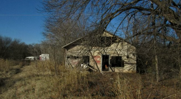 The Remnants Of This Abandoned Circus In Oklahoma Will Haunt Your Dreams