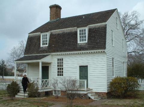 A Night At These Historic Haunted Houses In Virginia Are Not For The Faint Of Heart