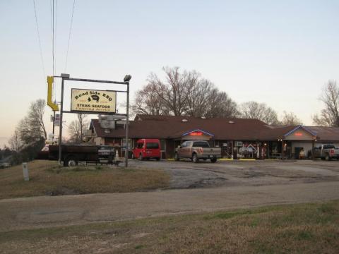The Louisiana Restaurant In The Middle Of Nowhere That's So Worth The Journey