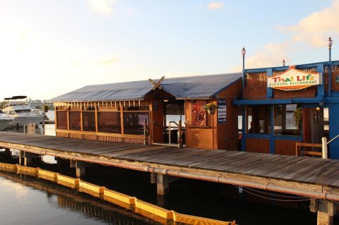 You'll Want To Visit This Unique Floating Restaurant In Florida
