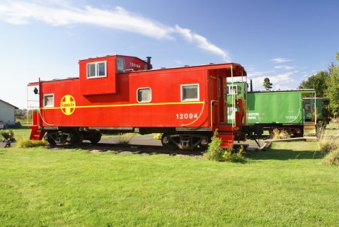 You’ll Never Forget An Overnight In This Retired Caboose In Washington