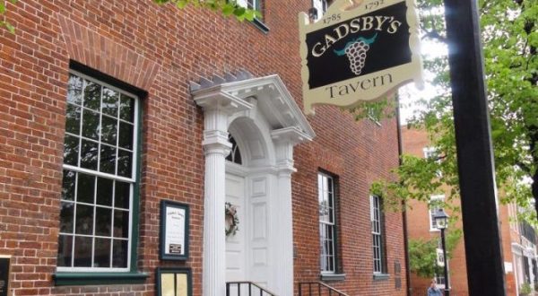 You’ll Never Forget Your Visit To The Most Haunted Restaurant In Virginia