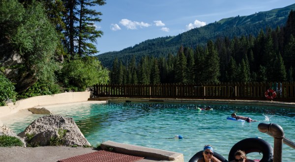 This Hidden Hot Spring In Wyoming Will Take You Away From It All