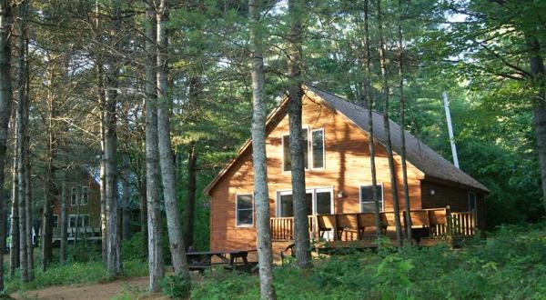 The 8 Best Cabins Everyone In Maine Should Stay In