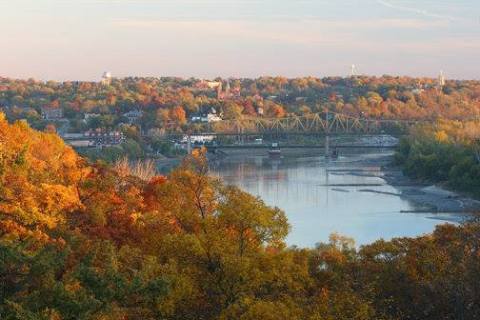 This Charming Kansas Town Is Perfect For An Autumn Day Trip