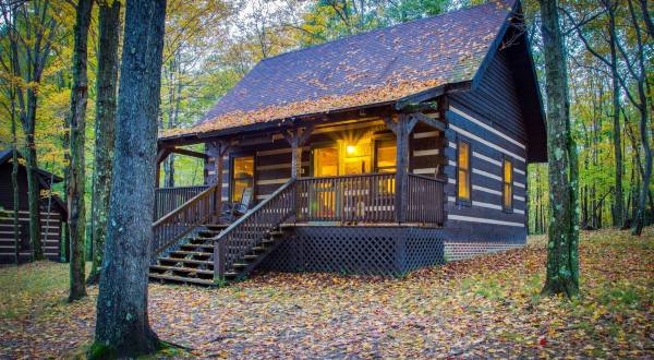These 8 Cozy Cabins Are Everything You Need For The Ultimate Fall Getaway In Maryland