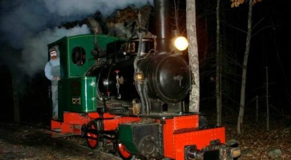 The Haunted Train Ride Through Maine That Will Delight You In The Best Way Possible
