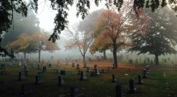The Stories Behind This Kansas Cemetery Will Chill You To The Bone