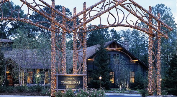 A Scrumptious Restaurant In Maryland, Clyde’s Tower Oaks Lodge Is Located In The Most Unforgettable Setting