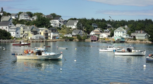 The Quiet Fishing Town In Maine That Seems Frozen In Time