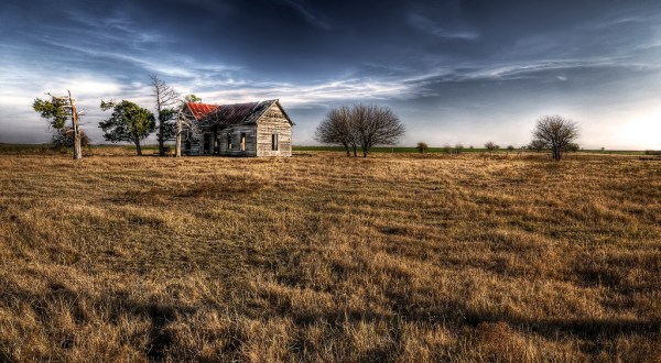 The Story Behind This Desolate Ghost Town In Oklahoma Is Truly Strange