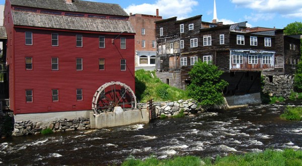 Most People Don’t Know These 7 Small Towns In New Hampshire Have Top-Rated Restaurants