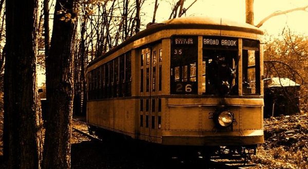 The Haunted Trolley Ride Through Connecticut That Will Terrify You In The Best Way Possible