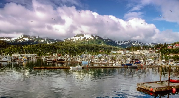 The Quiet Fishing Town In Alaska That Seems Frozen In Time