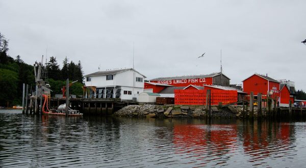 The Quiet Fishing Town In Washington That Seems Frozen In Time