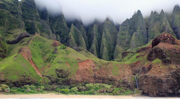Here Is The Most Remote, Isolated Spot In Hawaii And It’s Positively Breathtaking