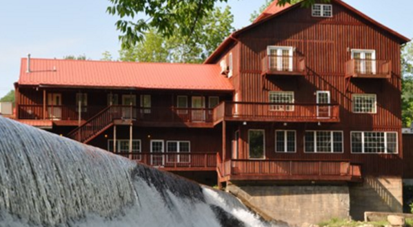 Dining At These 7 Old Mill Restaurants In Virginia Will Take You Back In Time