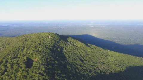 What You'll Find At The End Of This New York Hike Is Truly Spectacular