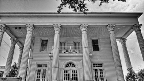 There's Nothing More Terrifying Than These 5 Genuinely Haunted Places Around New Orleans