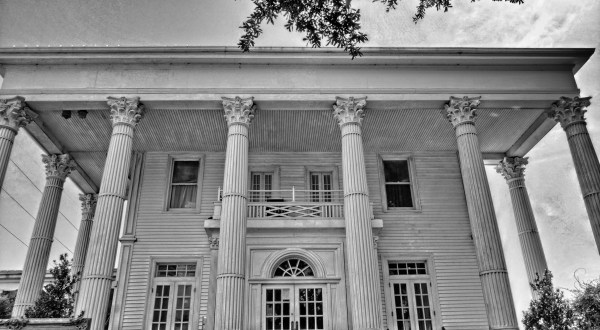 There’s Nothing More Terrifying Than These 5 Genuinely Haunted Places Around New Orleans