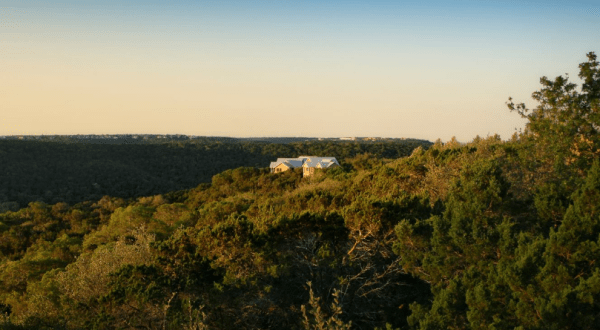 This Hidden Resort In Austin Is The Perfect Place To Get Away From It All