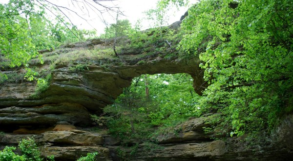 There’s A Little Known Natural Bridge Hiding In Wisconsin And You’ll Definitely Want To Visit