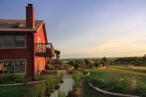 This Hidden Resort In Kansas Is The Perfect Place To Get Away From It All