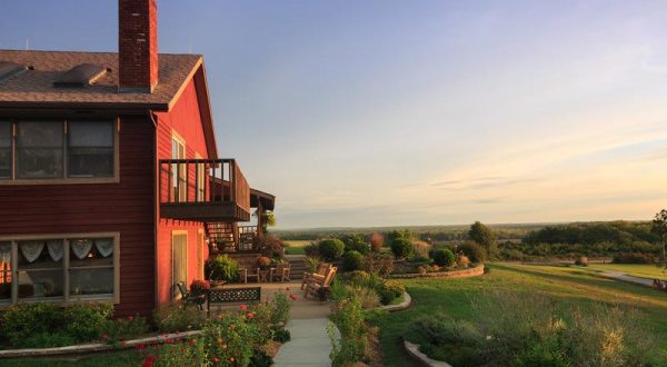 This Hidden Resort In Kansas Is The Perfect Place To Get Away From It All