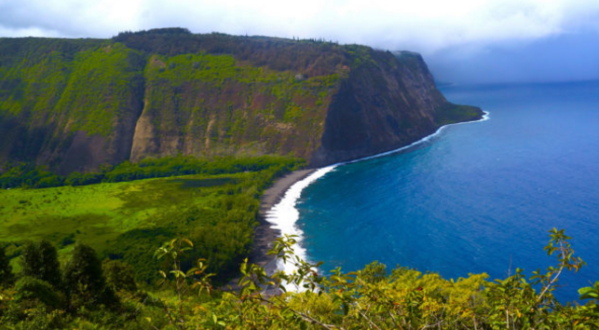 Here Are 11 Overrated Tourist Activities To Avoid In Hawaii