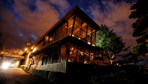 This Restaurant In Washington Is Located In The Most Unforgettable Setting