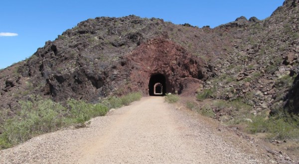 10 Family Friendly Hikes in Southern Nevada Anyone Can Do