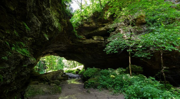 The One Place In Iowa That Looks Like Something From Middle Earth